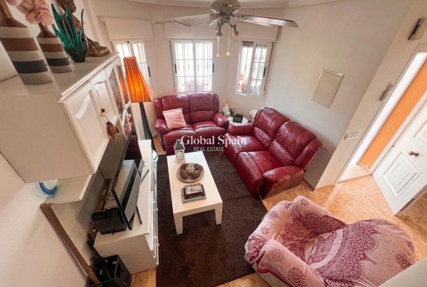 Resale - VILLA -
GUARDAMAR DEL SEGURA - EL RASO