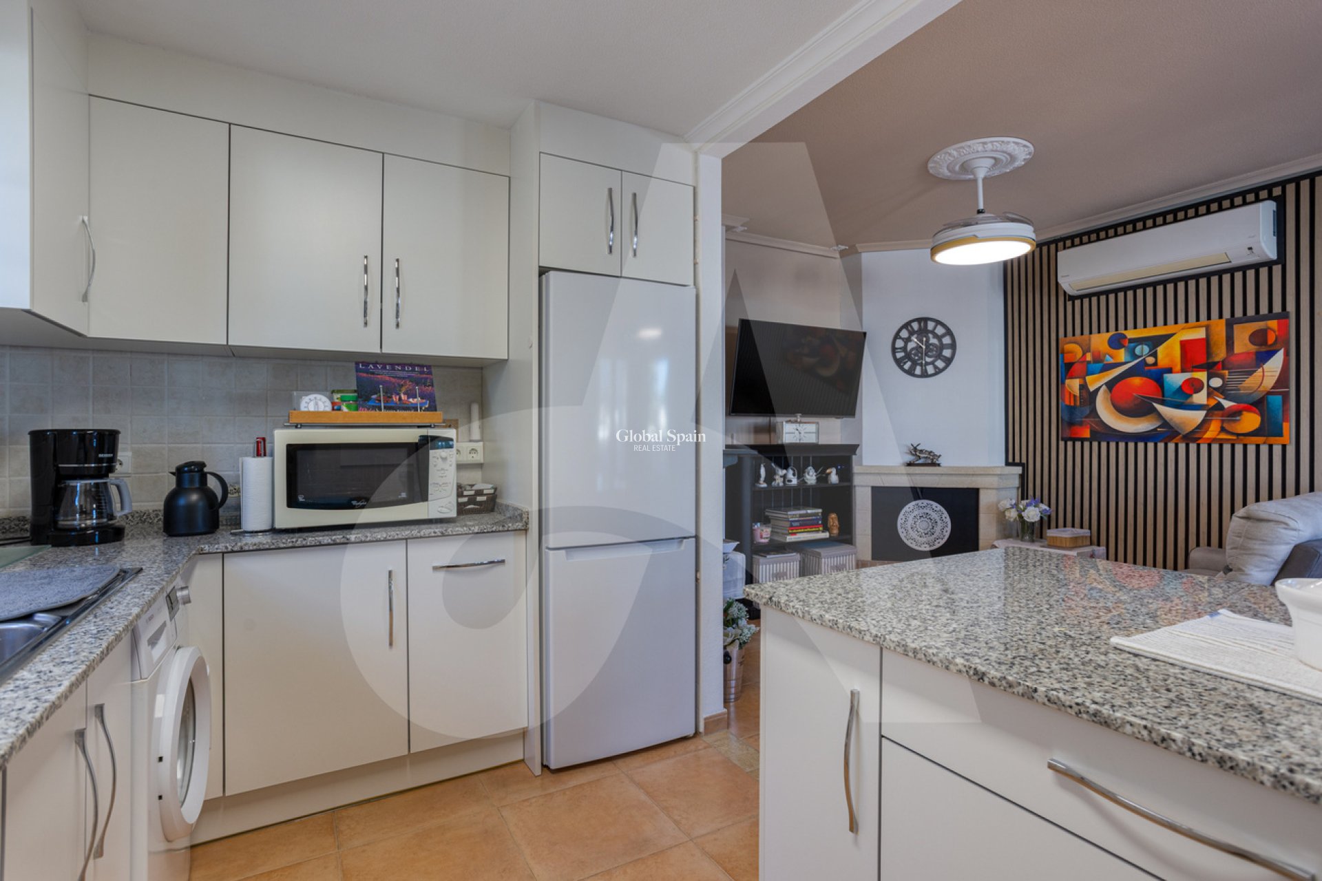 Resale - VILLA -
GUARDAMAR DEL SEGURA - EL RASO