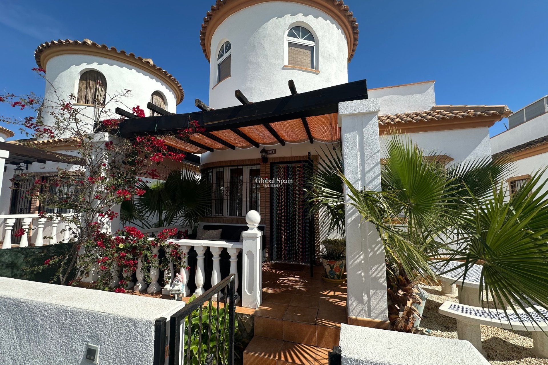 Resale - VILLA -
GUARDAMAR DEL SEGURA - EL RASO