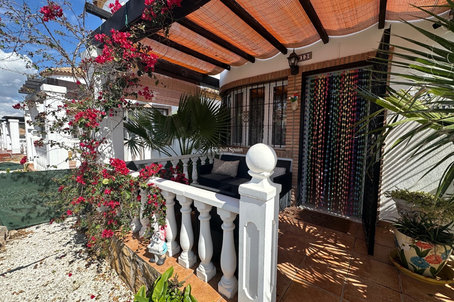 Resale - VILLA -
GUARDAMAR DEL SEGURA - EL RASO