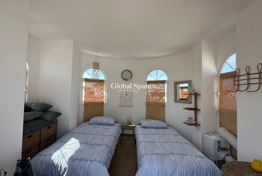 Resale - VILLA -
GUARDAMAR DEL SEGURA - EL RASO