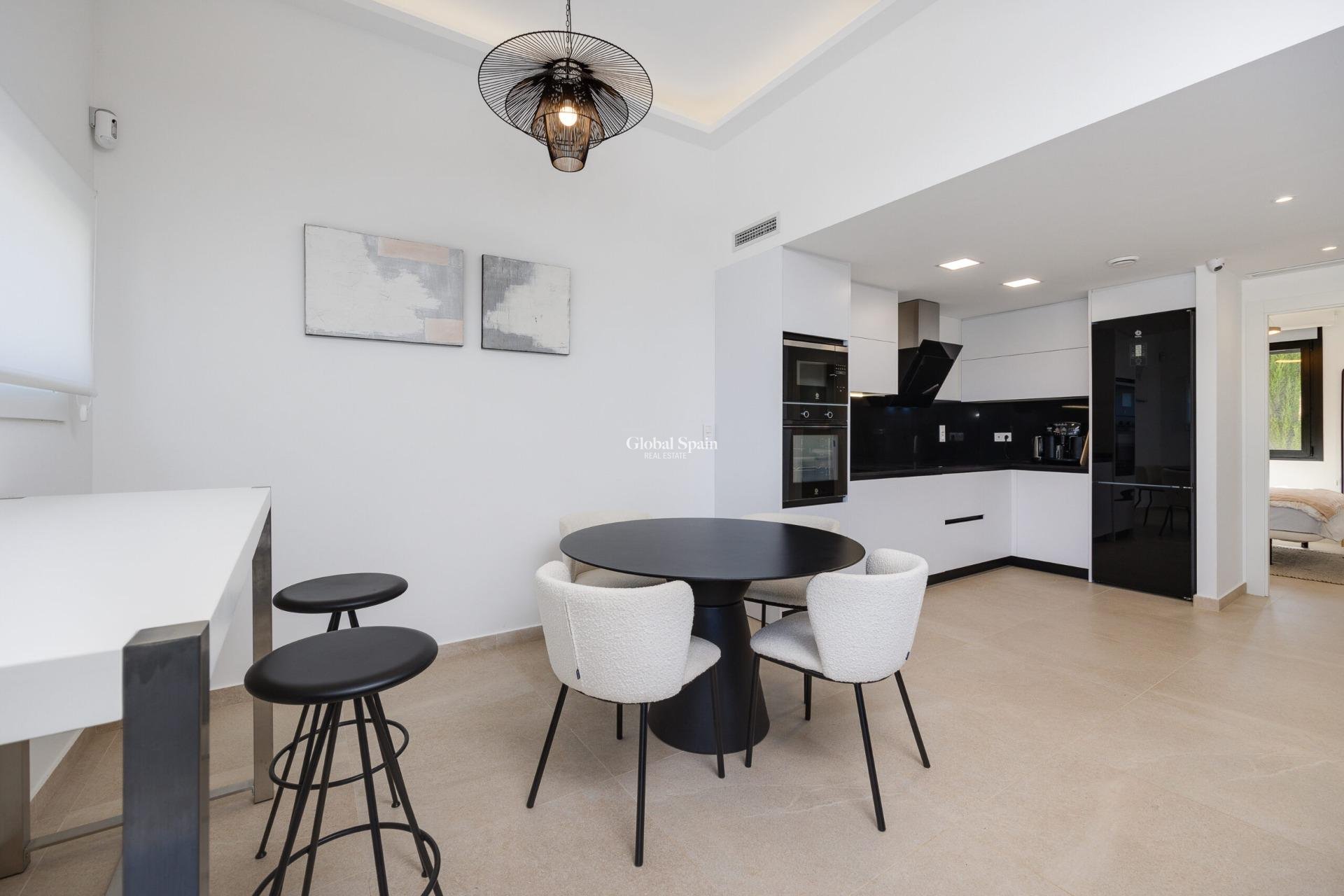 Resale - VILLA -
GUARDAMAR DEL SEGURA - EL RASO