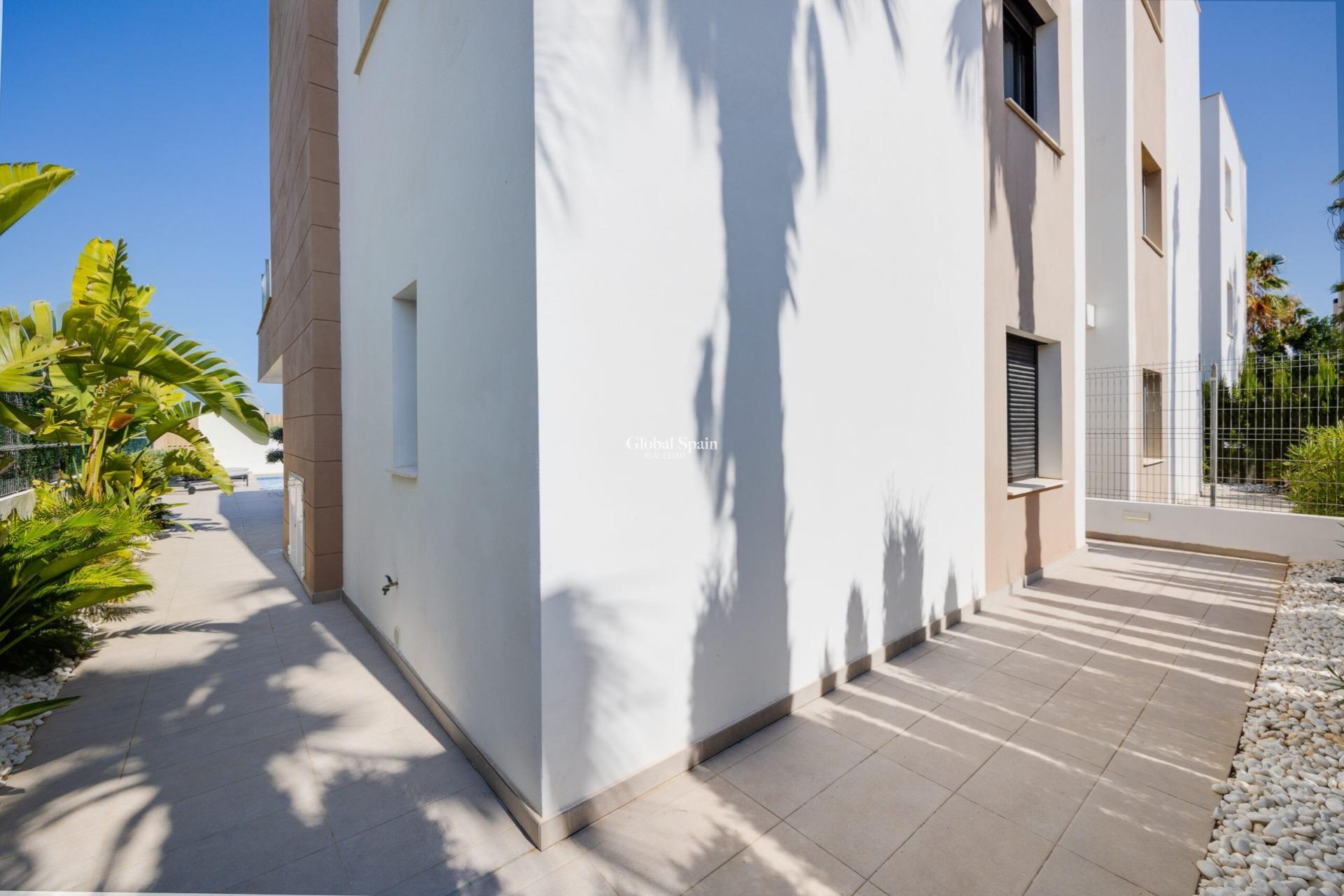 Resale - VILLA -
GUARDAMAR DEL SEGURA - EL RASO