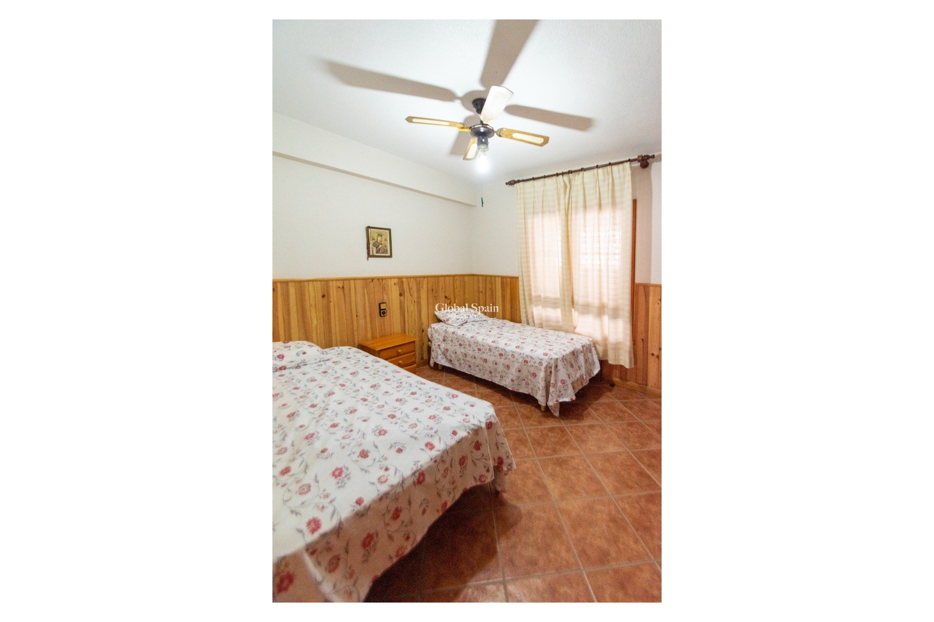 Resale - VILLA -
GUARDAMAR DEL SEGURA - Guardamar Playa