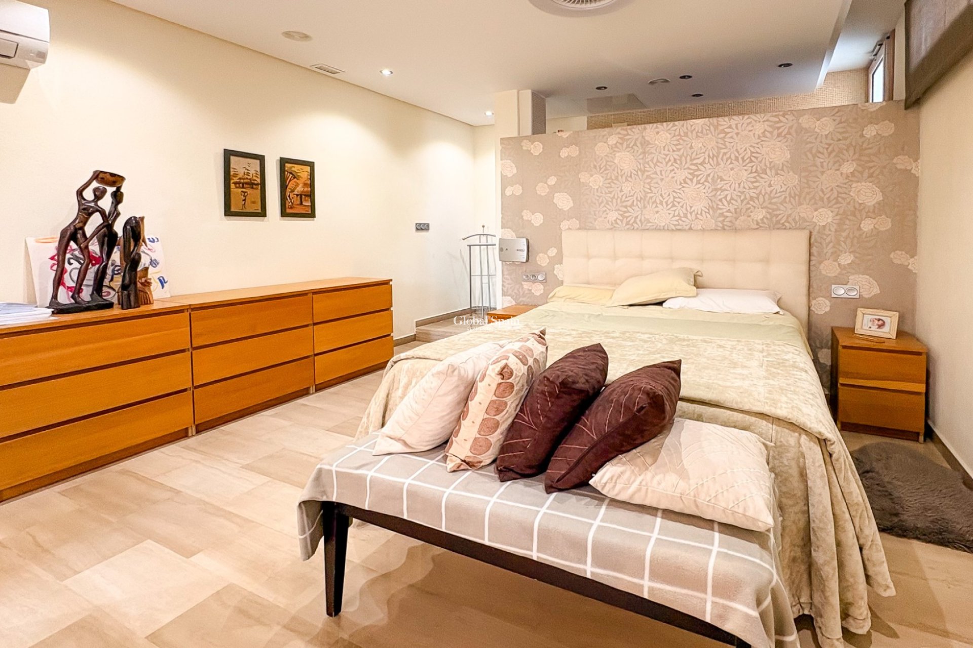 Resale - VILLA -
GUARDAMAR DEL SEGURA - Guardamar Playa