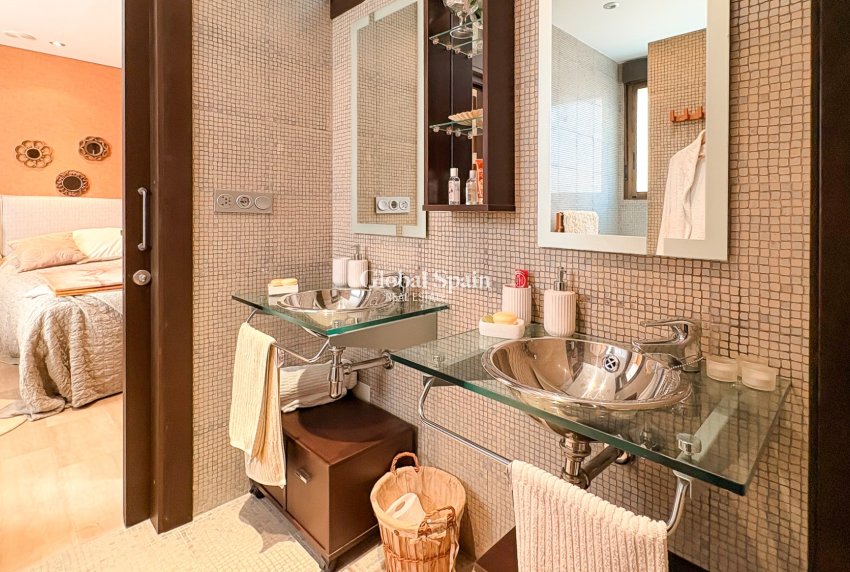 Resale - VILLA -
GUARDAMAR DEL SEGURA - Guardamar Playa