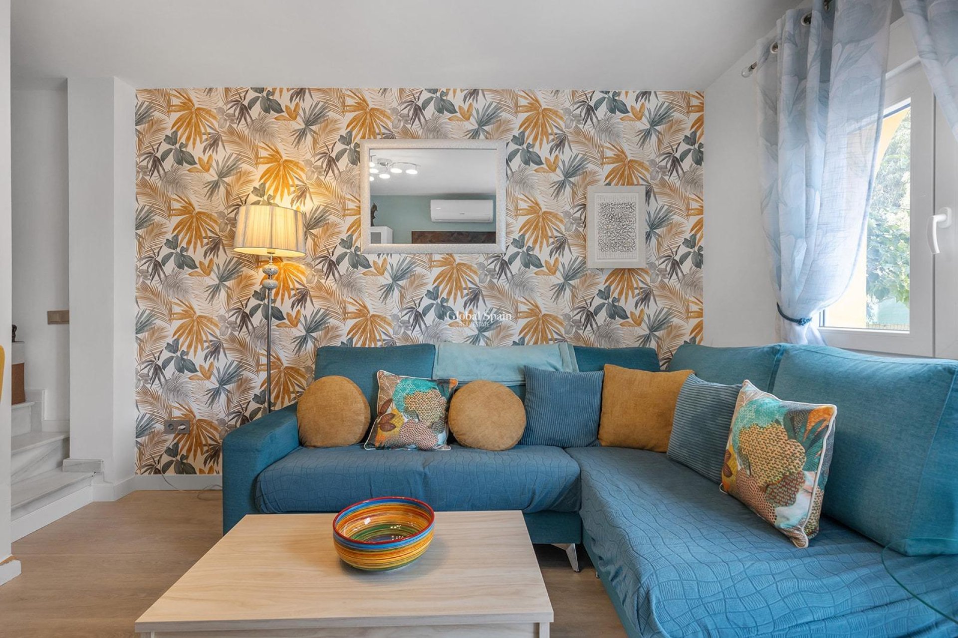 Resale - VILLA -
GUARDAMAR DEL SEGURA - Urbanizaciones