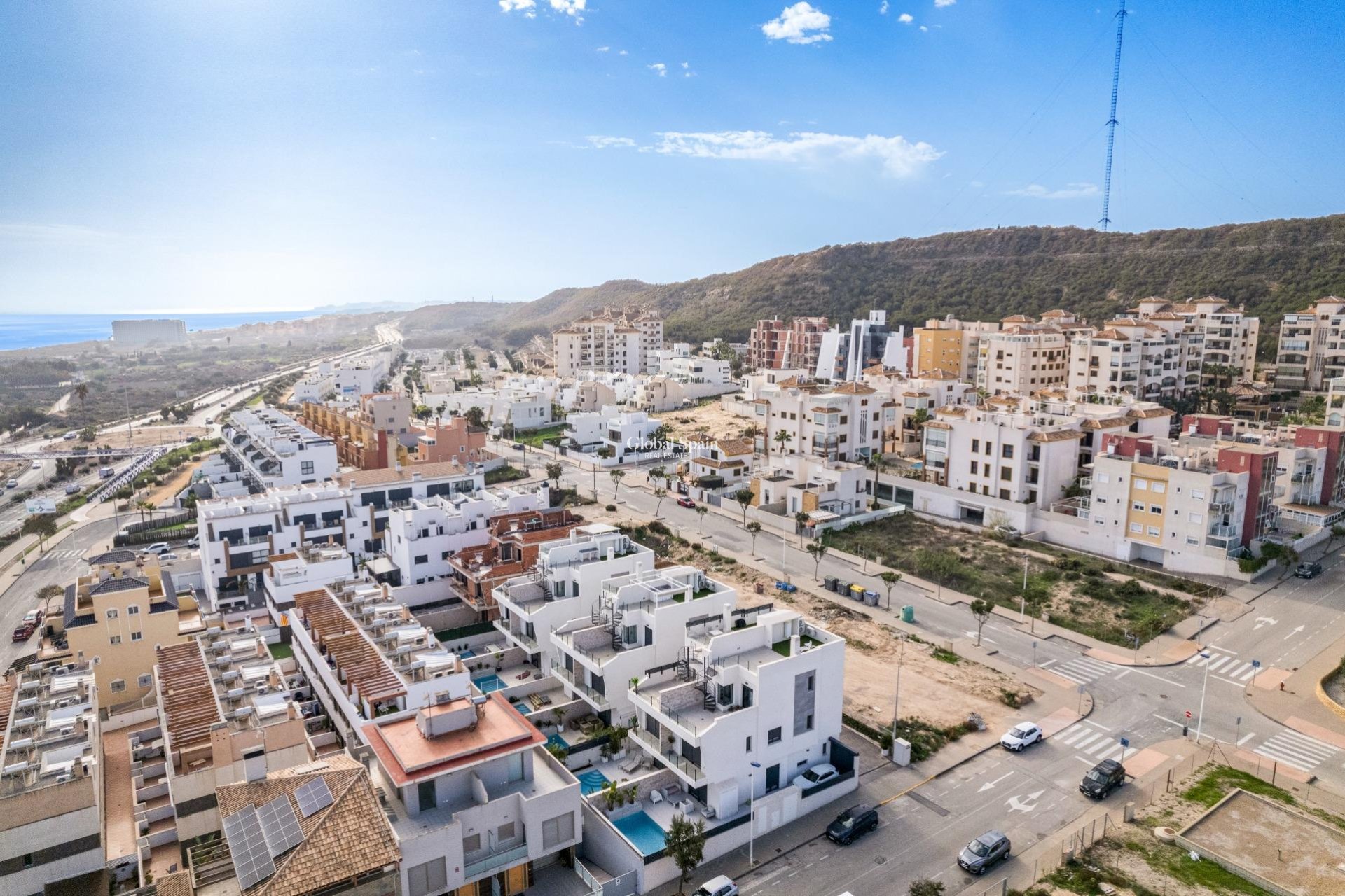 Resale - VILLA -
GUARDAMAR DEL SEGURA