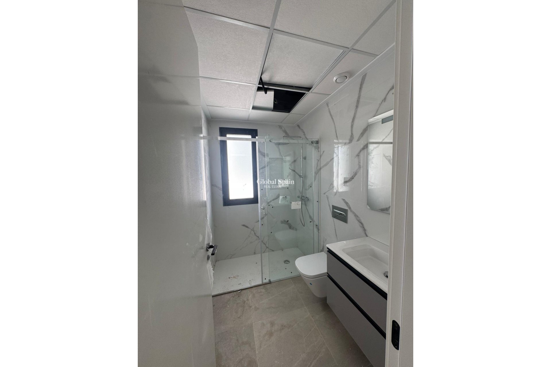 Resale - VILLA -
GUARDAMAR DEL SEGURA