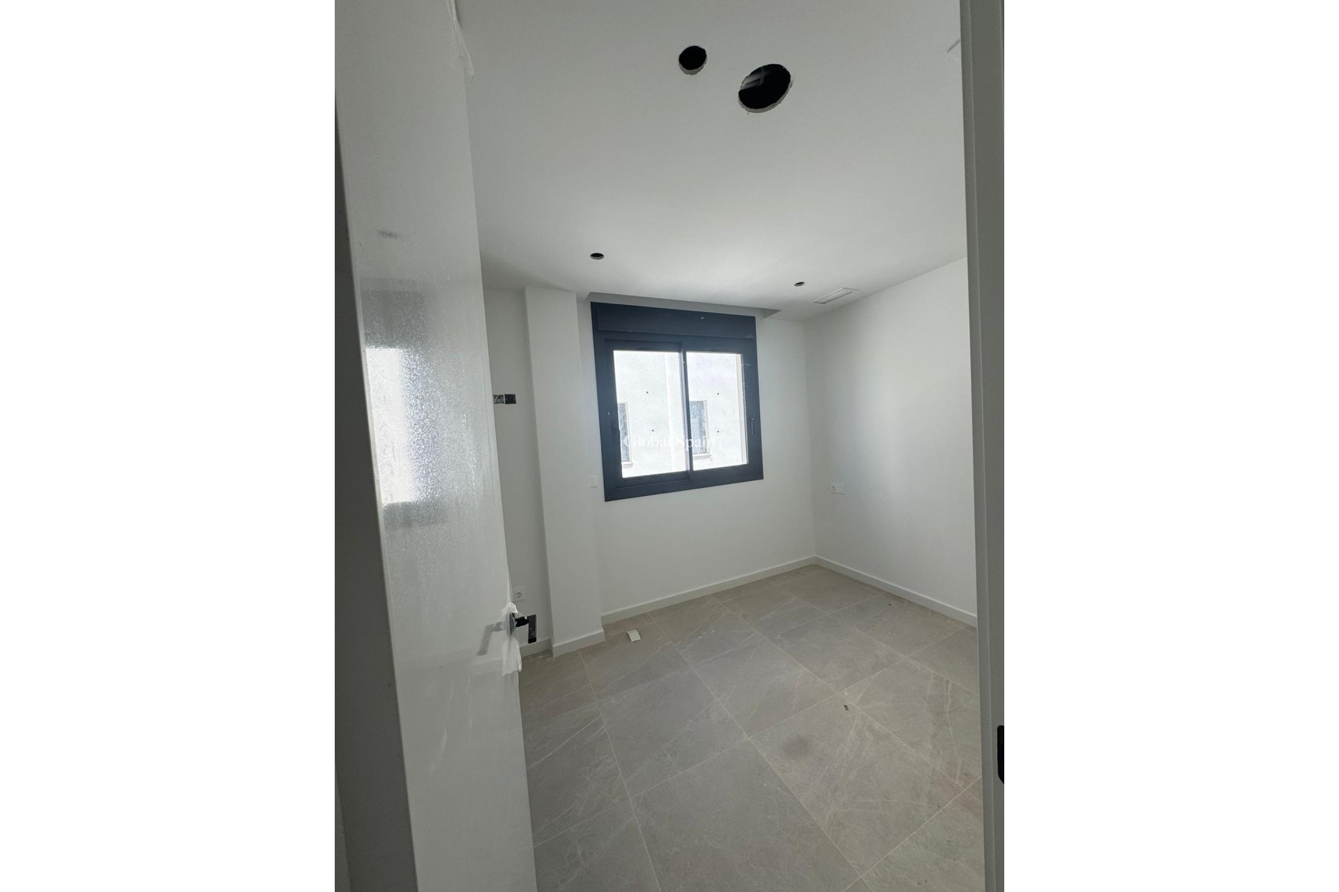 Resale - VILLA -
GUARDAMAR DEL SEGURA