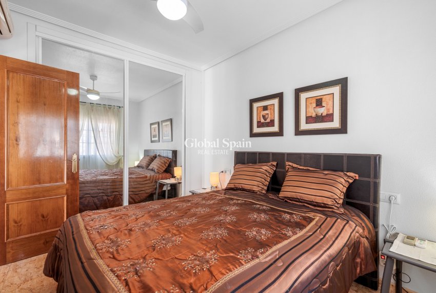 Resale - VILLA -
GUARDAMAR DEL SEGURA