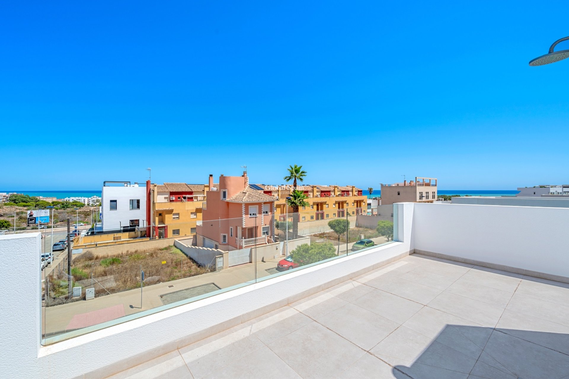 Resale - VILLA -
GUARDAMAR DEL SEGURA