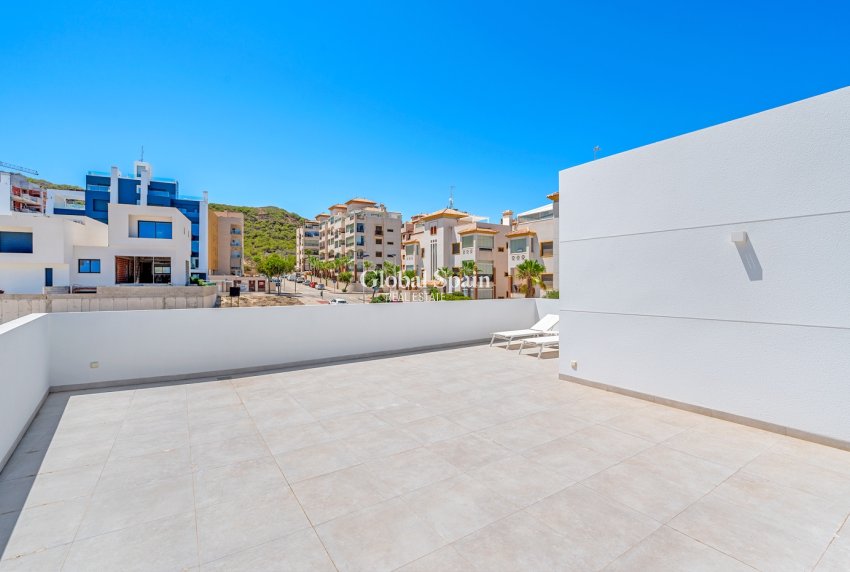 Resale - VILLA -
GUARDAMAR DEL SEGURA