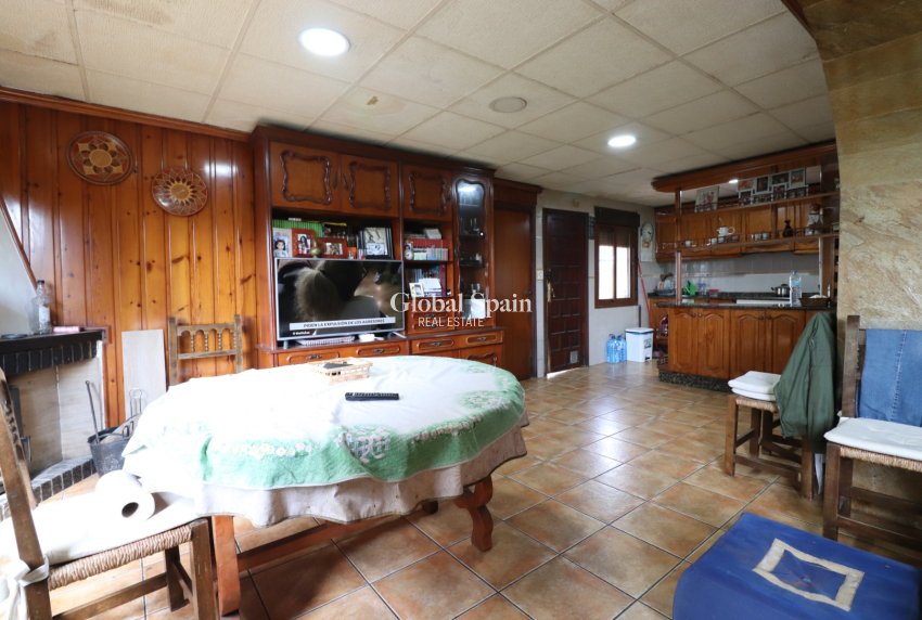 Resale - VILLA -
Heredades - Heredades - Village