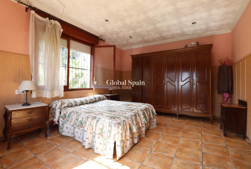 Resale - VILLA -
Heredades - Heredades - Village
