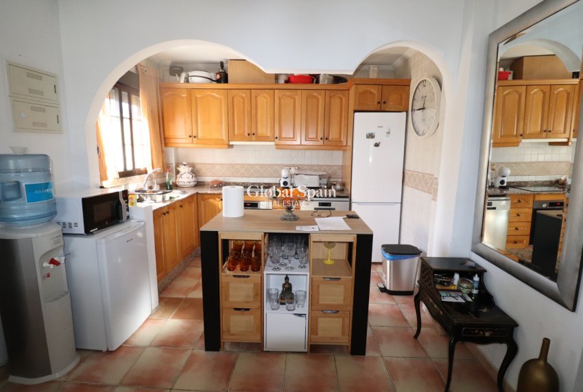 Resale - VILLA -
HONDÓN DE LAS NIEVES - Inland