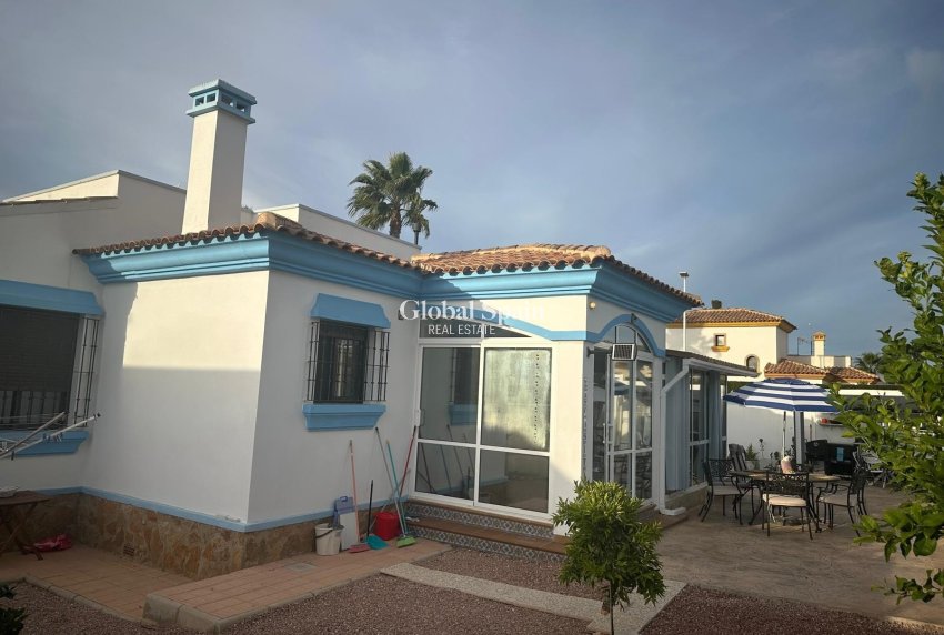 Resale - VILLA -
HONDÓN DE LAS NIEVES - Inland