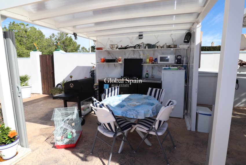 Resale - VILLA -
HONDÓN DE LAS NIEVES - Inland