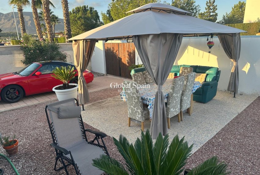 Resale - VILLA -
HONDÓN DE LAS NIEVES - Inland