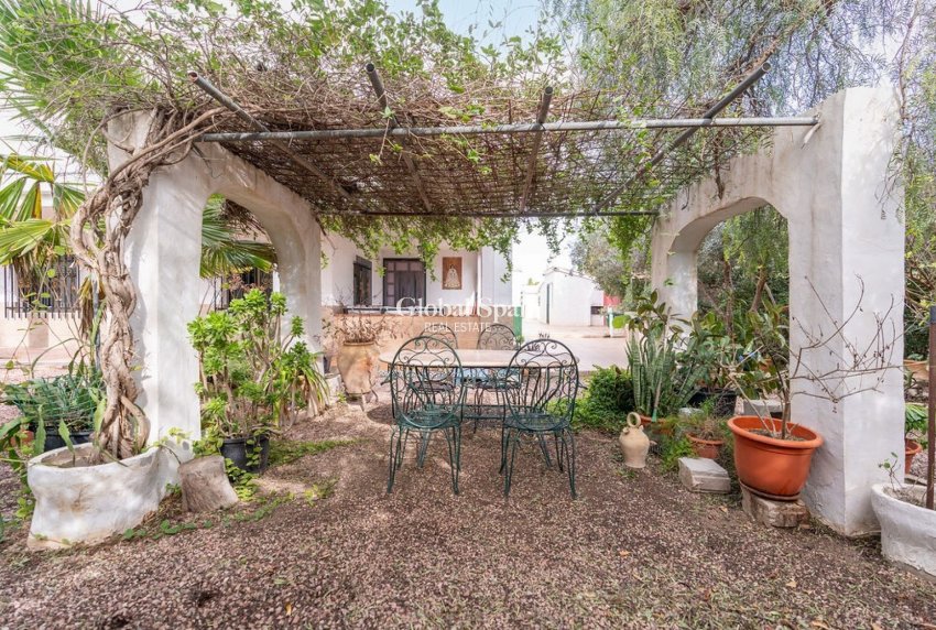 Resale - VILLA -
HONDÓN DE LAS NIEVES - Inland