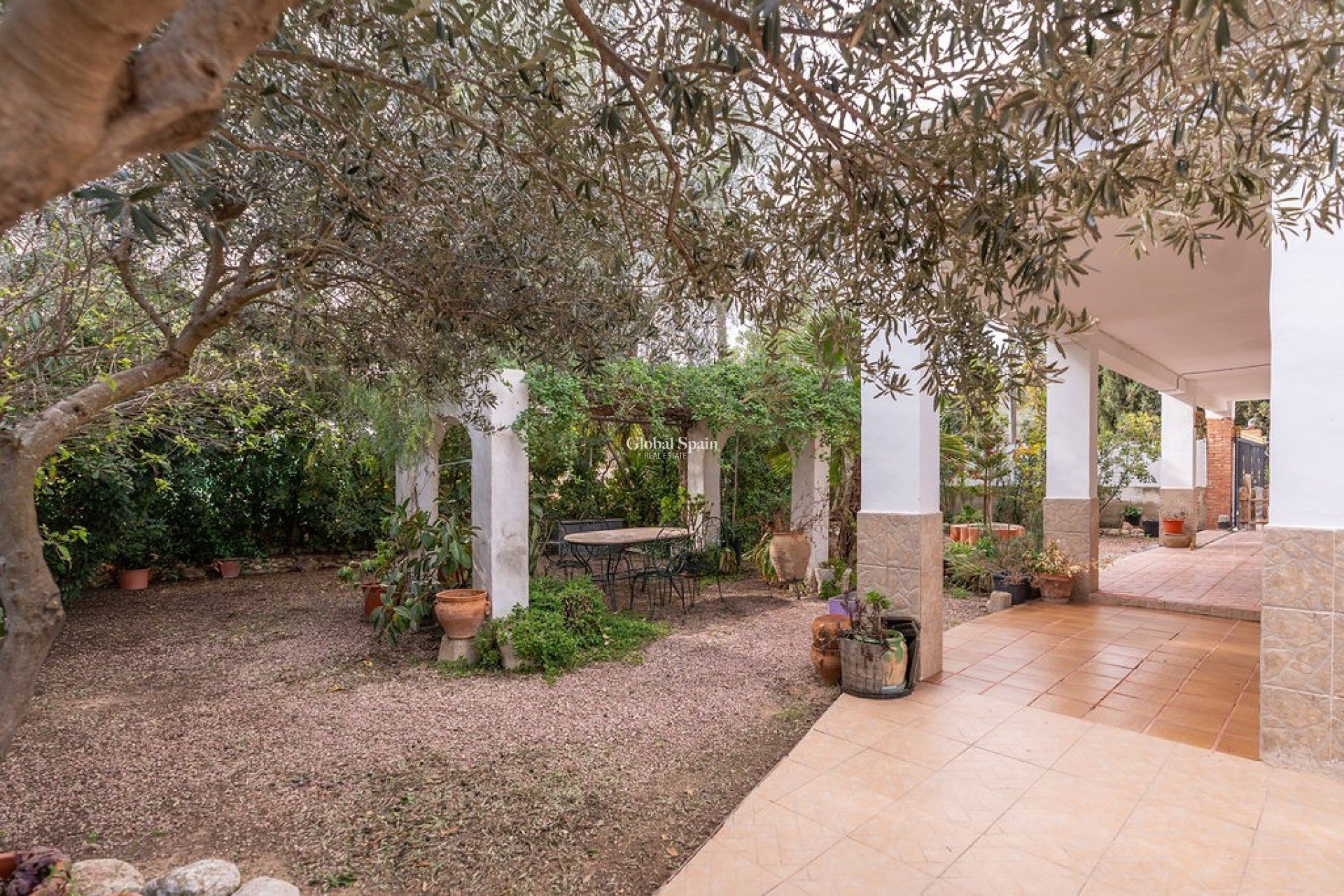 Resale - VILLA -
HONDÓN DE LAS NIEVES - Inland