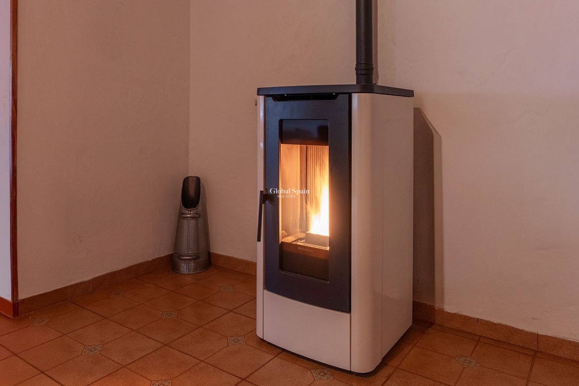 Resale - VILLA -
HONDÓN DE LAS NIEVES - Inland