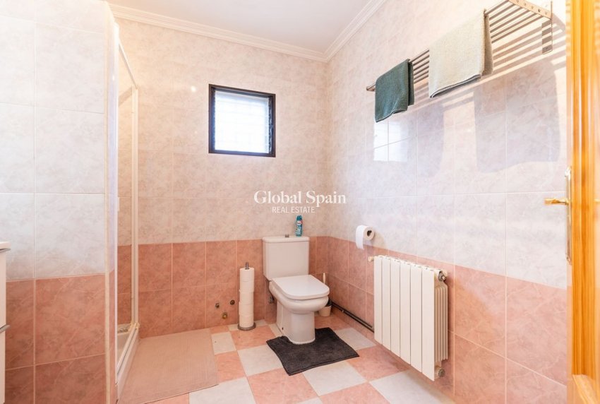 Resale - VILLA -
HONDÓN DE LAS NIEVES - Inland