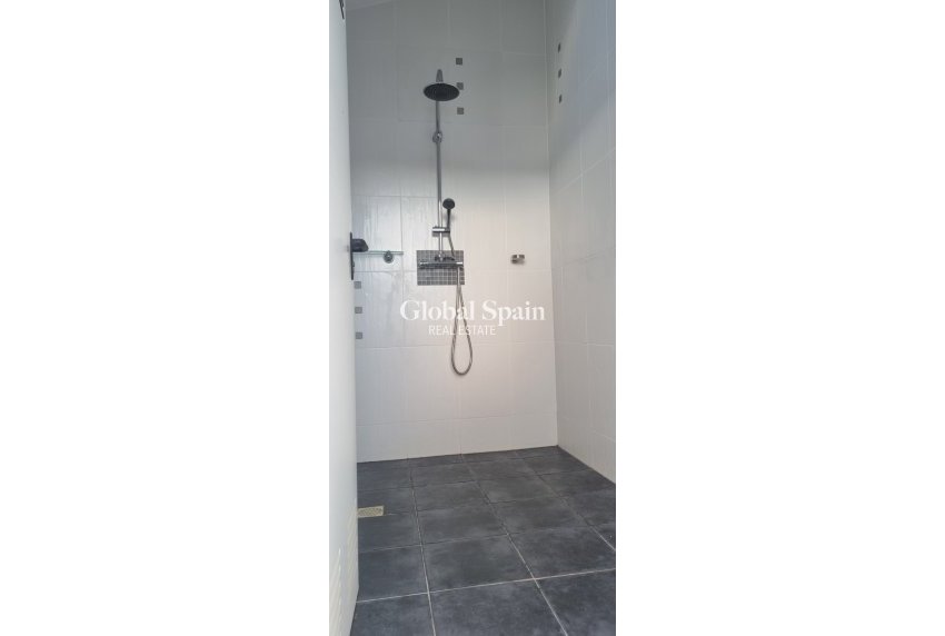 Resale - VILLA -
HONDÓN DE LOS FRAILES - Inland