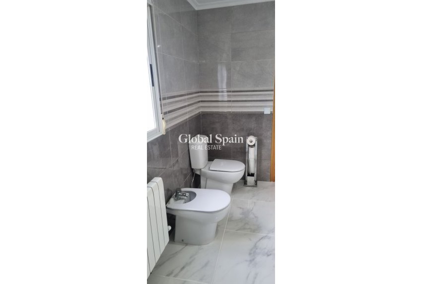 Resale - VILLA -
HONDÓN DE LOS FRAILES - Inland