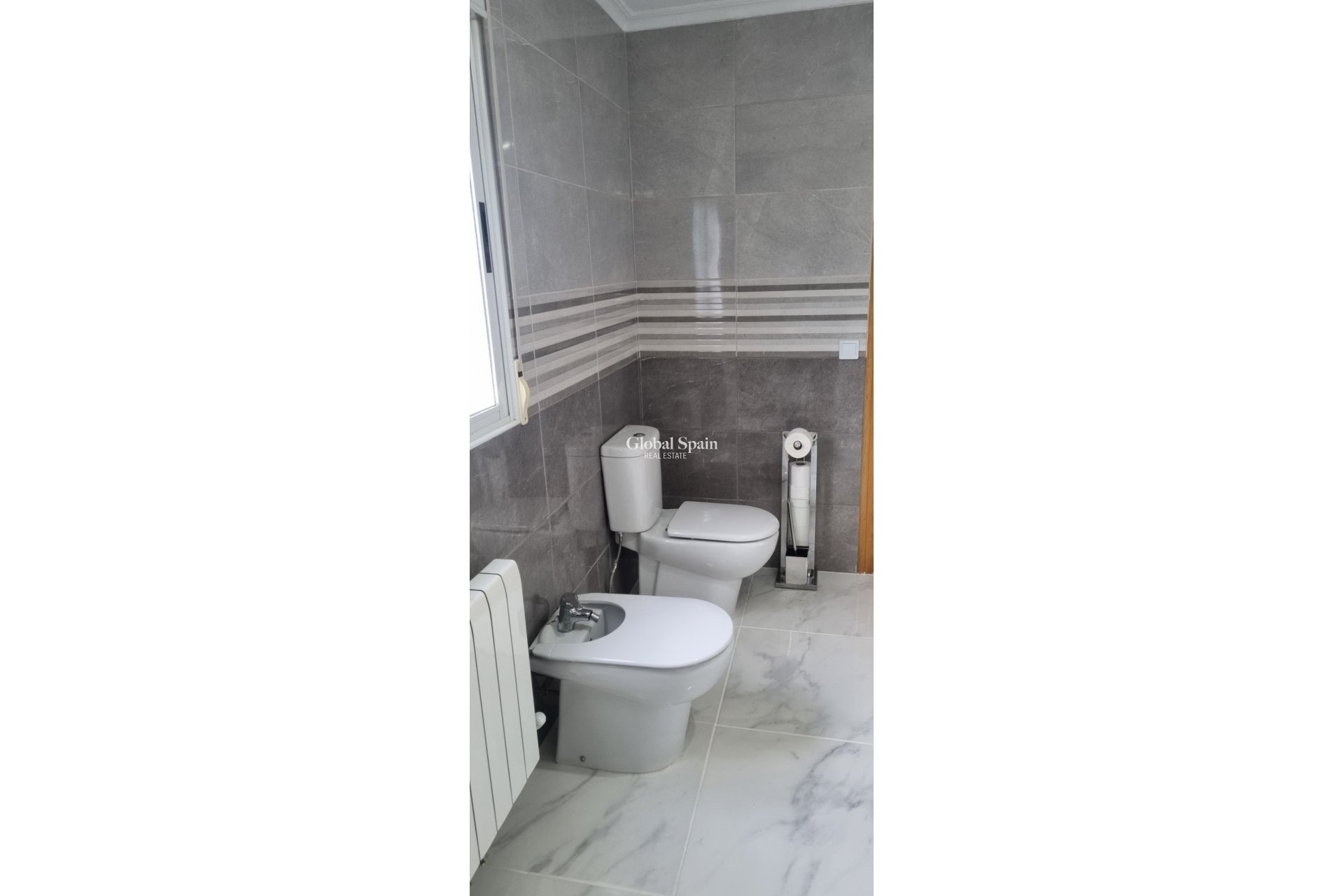 Resale - VILLA -
HONDÓN DE LOS FRAILES - Inland