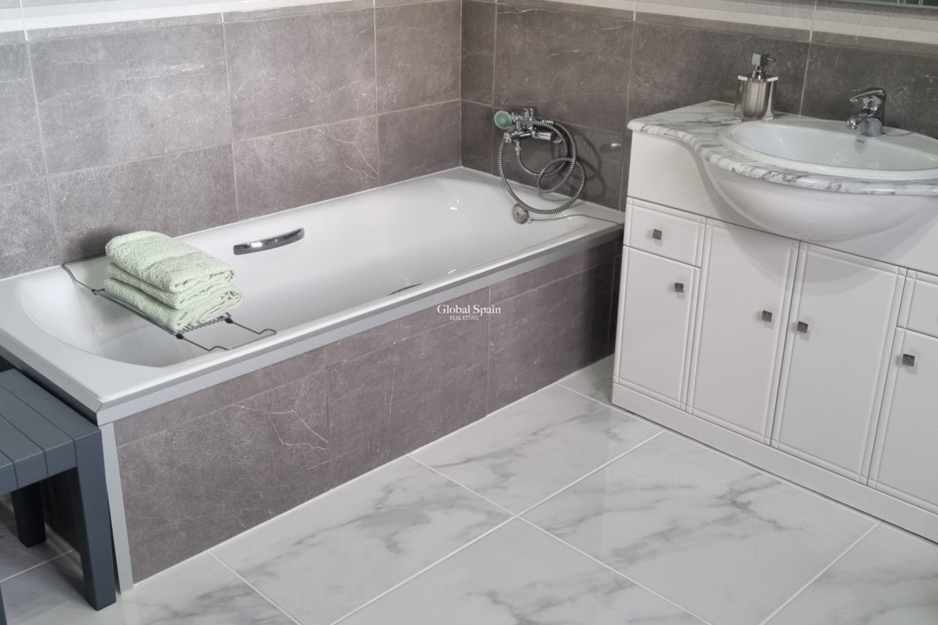 Resale - VILLA -
HONDÓN DE LOS FRAILES - Inland