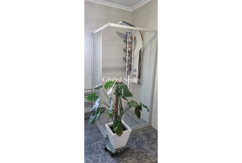 Resale - VILLA -
HONDÓN DE LOS FRAILES - Inland