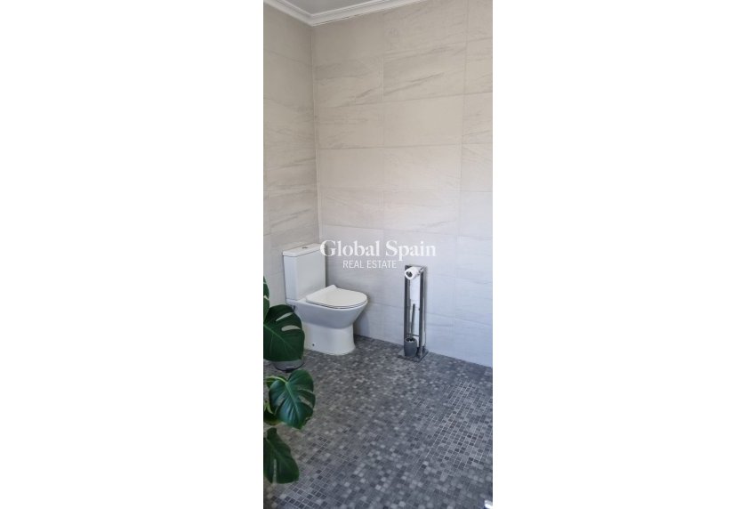 Resale - VILLA -
HONDÓN DE LOS FRAILES - Inland