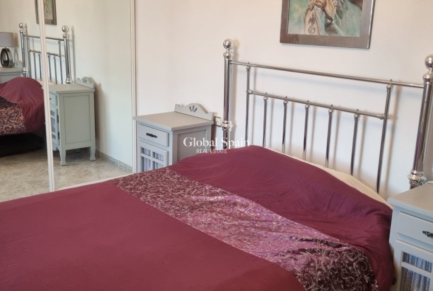 Resale - VILLA -
HONDÓN DE LOS FRAILES - Inland