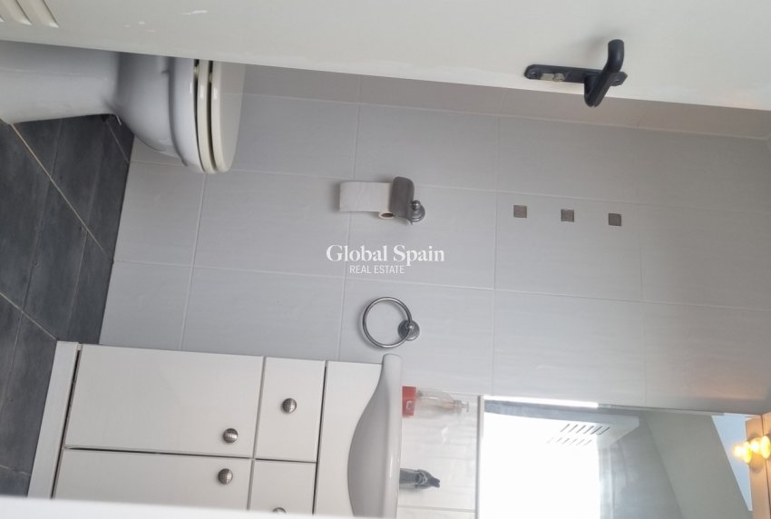 Resale - VILLA -
HONDÓN DE LOS FRAILES - Inland