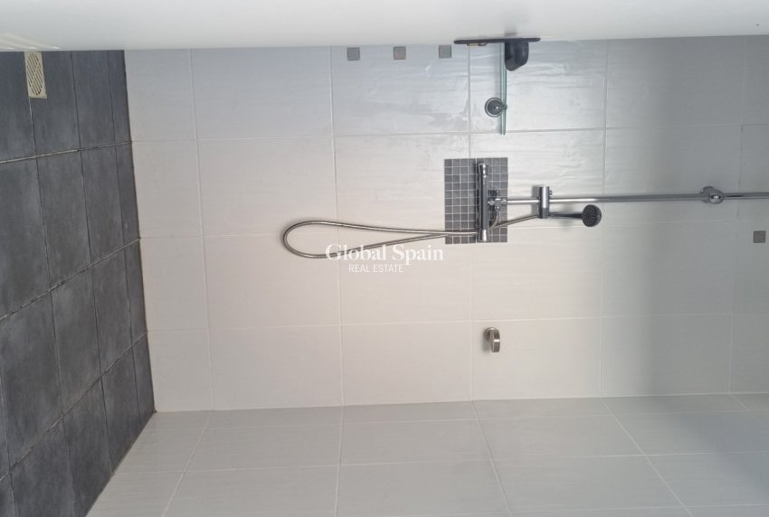 Resale - VILLA -
HONDÓN DE LOS FRAILES - Inland