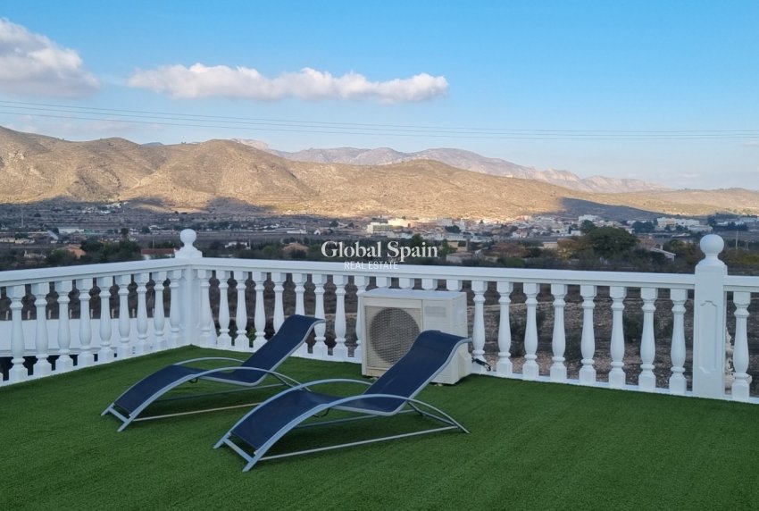 Resale - VILLA -
HONDÓN DE LOS FRAILES - Inland