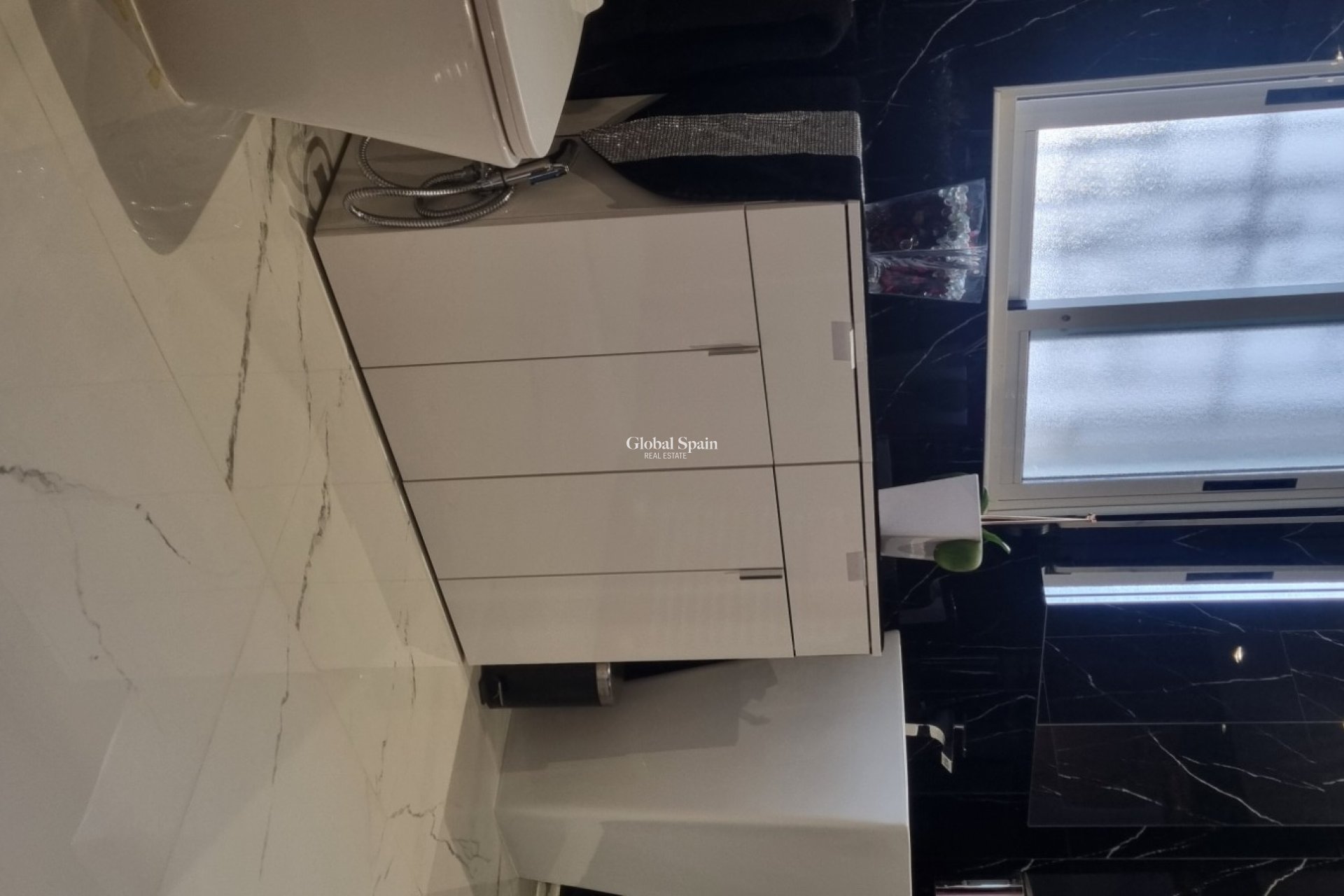 Resale - VILLA -
HONDÓN DE LOS FRAILES - Inland