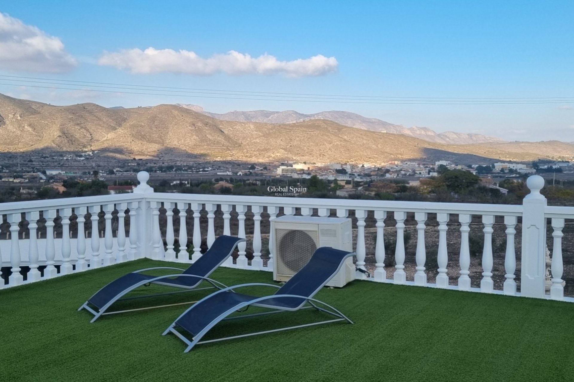 Resale - VILLA -
HONDÓN DE LOS FRAILES - Inland