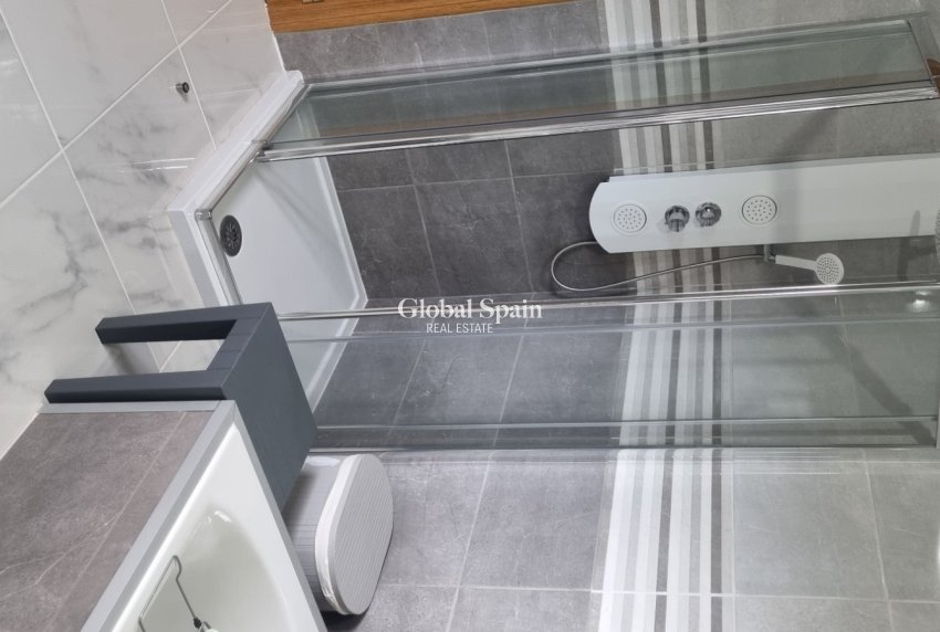 Resale - VILLA -
HONDÓN DE LOS FRAILES - Inland