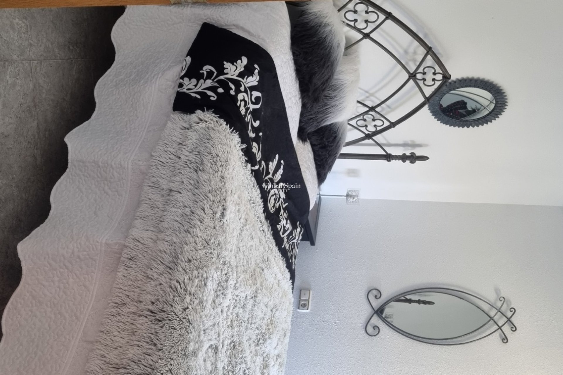 Resale - VILLA -
HONDÓN DE LOS FRAILES - Inland