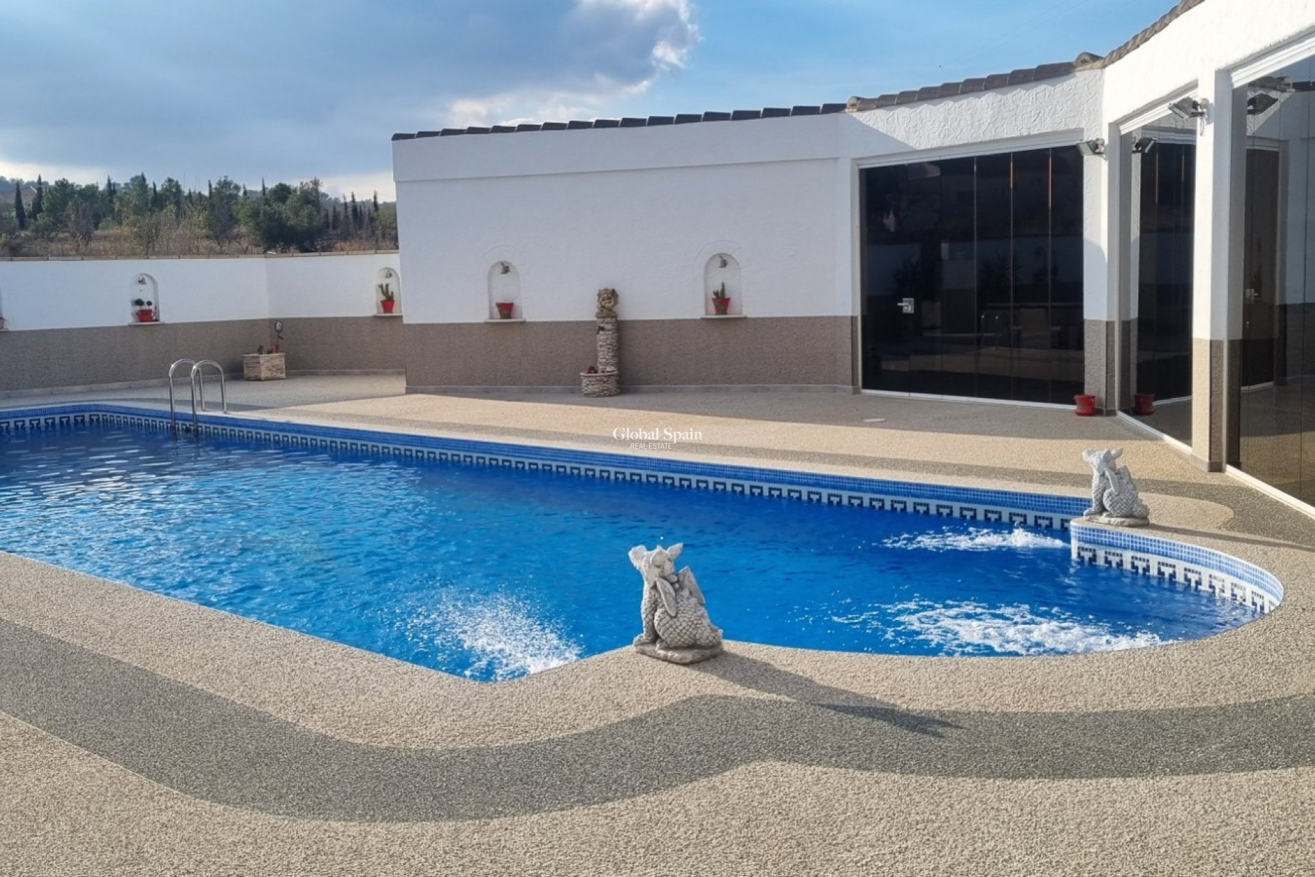 Resale - VILLA -
HONDÓN DE LOS FRAILES - Inland