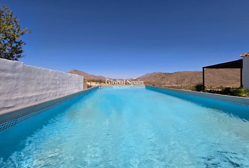 Resale - Villa -
Hondon De Los Frailes