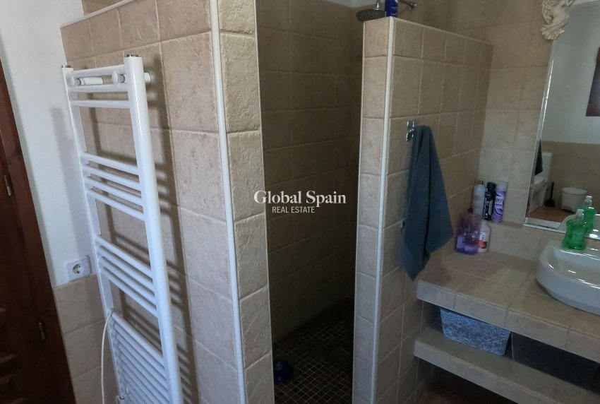 Resale - VILLA -
JACARILLA - Jacarilla