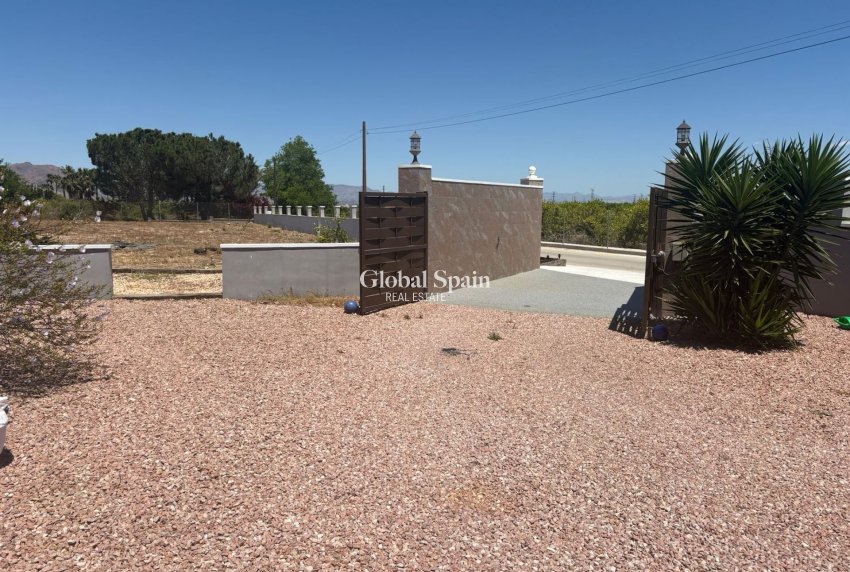 Resale - VILLA -
JACARILLA - Jacarilla