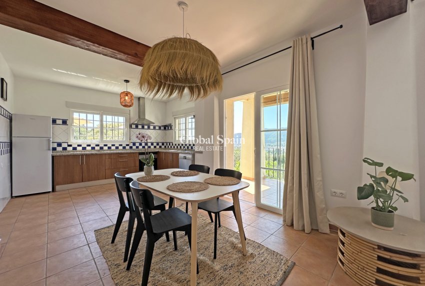 Resale - VILLA -
JALÓN - Inland