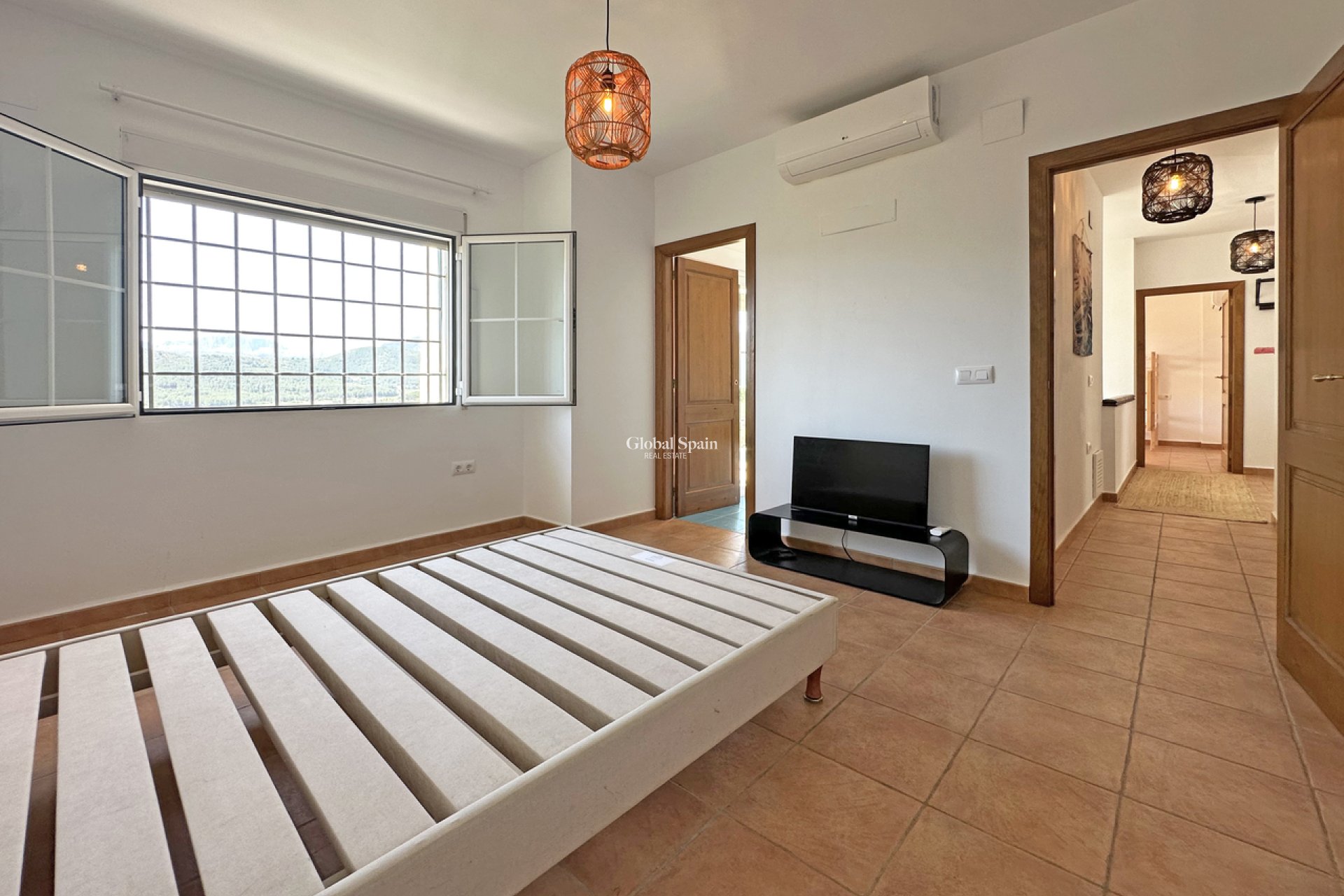 Resale - VILLA -
JALÓN - Inland