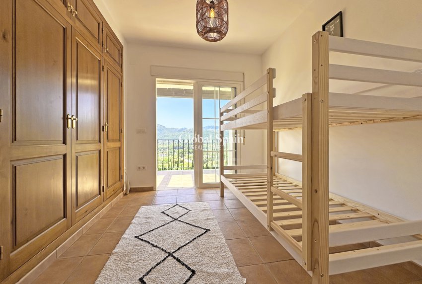 Resale - VILLA -
JALÓN - Inland