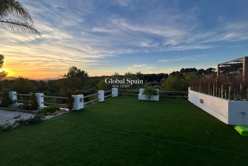 Resale - VILLA -
JÁVEA - Costa Blanca