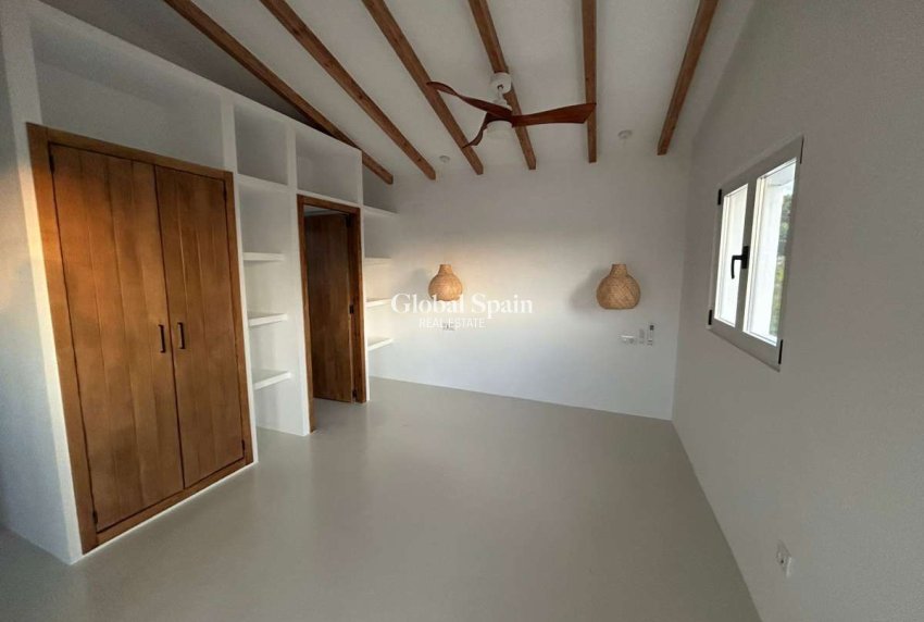 Resale - VILLA -
JÁVEA - Costa Blanca